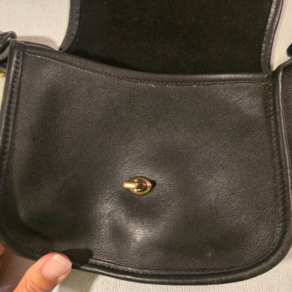 Coach Legacy Small Flap Saddle Bag 9965 Vintage Black GUC Clean. Turnlock. - Picture 5 of 16
